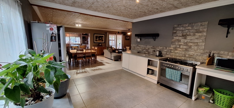 4 Bedroom Property for Sale in Riversdale Western Cape